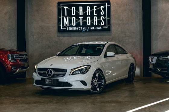 MERCEDES-BENZ CLA 180 1.6 CGI GASOLINA 7G-DCT